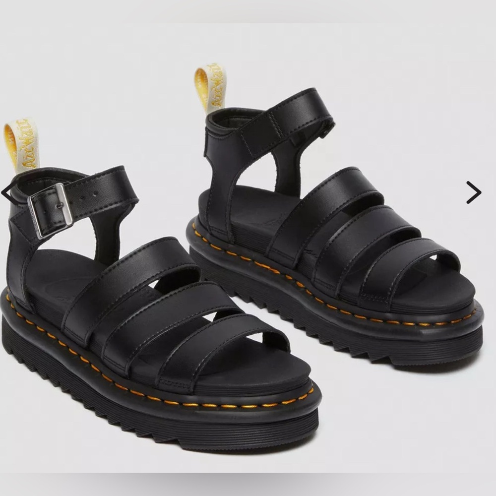 Dr. Nartens V Blair Black Strappy Sandals with Buckle SZ 10